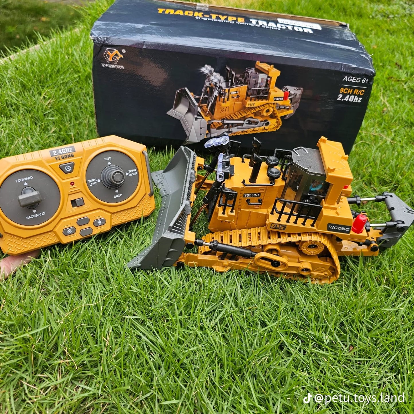 Bulldozer de Control Remoto YG258-F - Potencia Total, Diversión sin Límites 🚜
