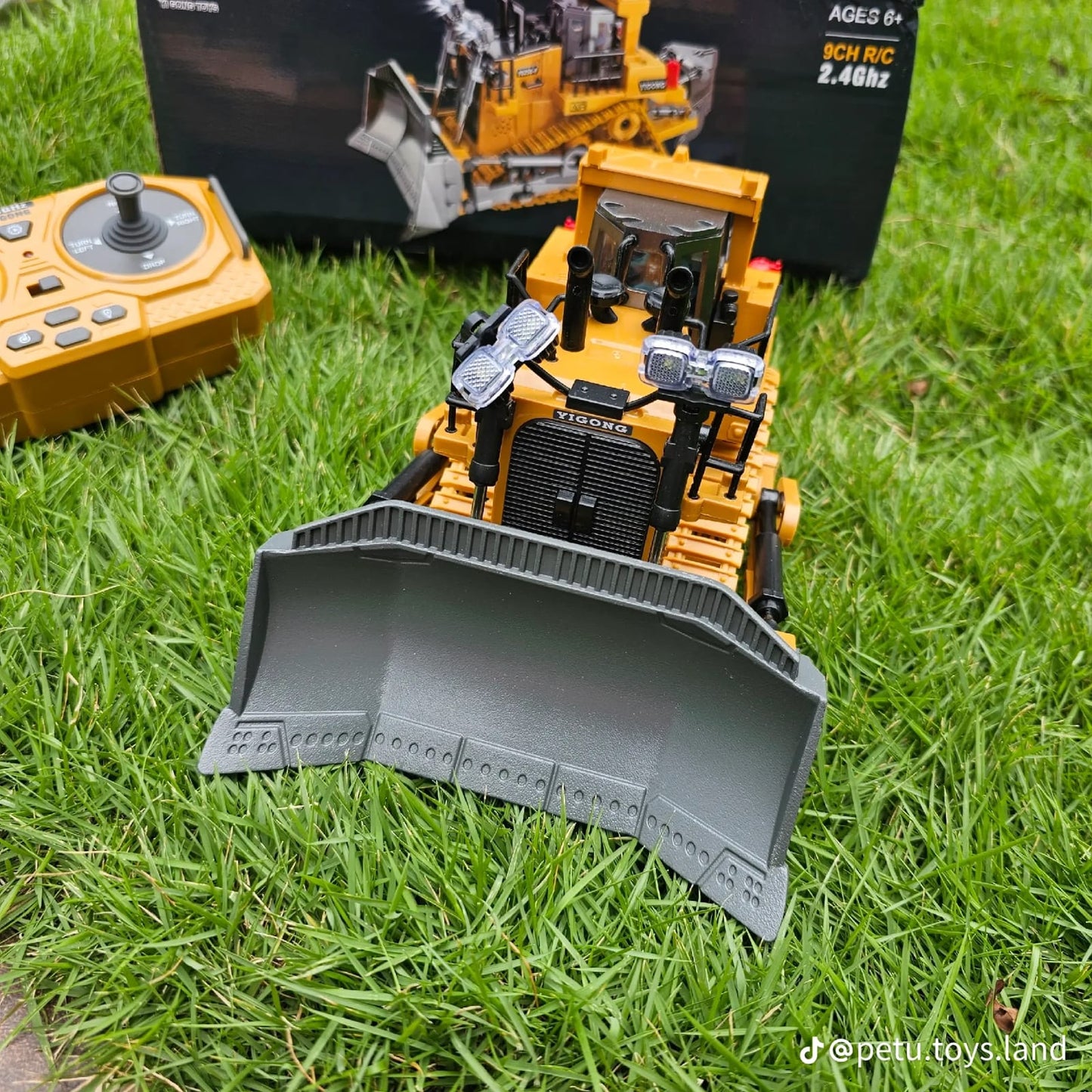 Bulldozer de Control Remoto YG258-F - Potencia Total, Diversión sin Límites 🚜